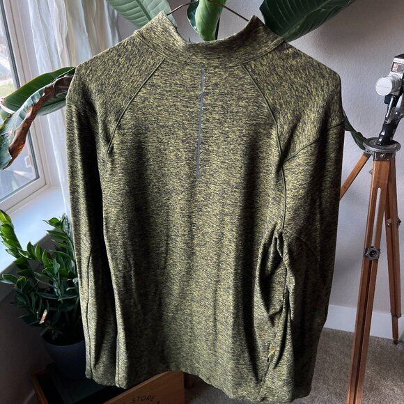 Lululemon Training 1/4 Zip - Picture 2 of 3